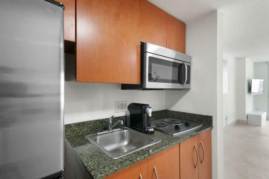 Apartamento Centric Modern, Stylish Brickell / Miami + Free Parking Exterior foto